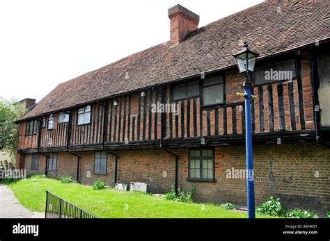 16th century london houses.